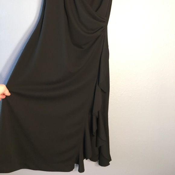 Express Black Ruched, Ruffle & Side Slit LBD - Picture 4 of 8